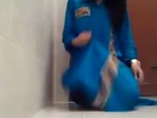 لاغر گر می خواهد سکس ماد پسر به یک مشتری